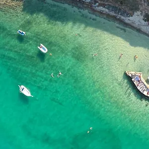Alma , Pag Town Kroatien